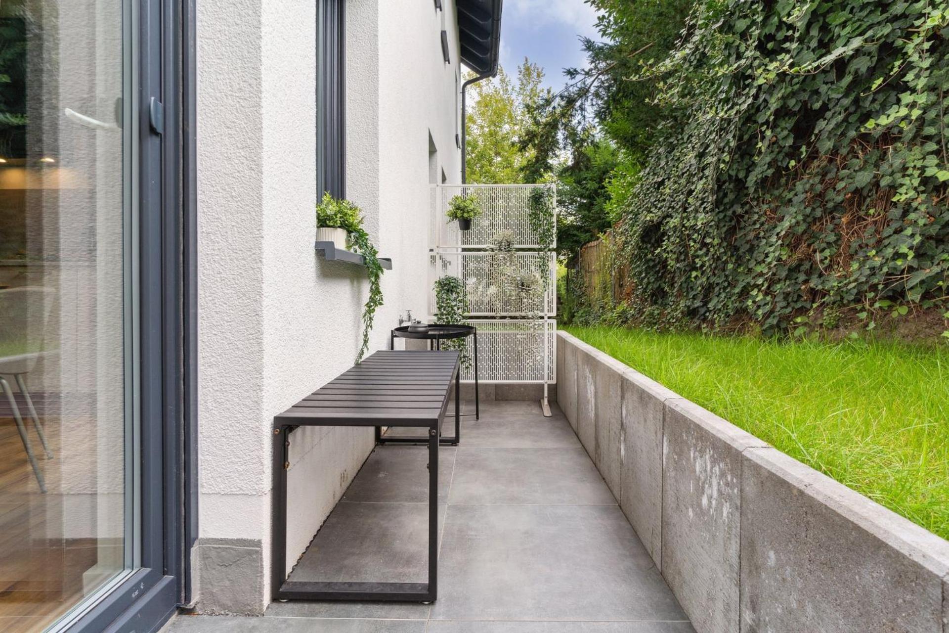 Deluxe Apartment In Bielefeld City Mit Parkplatz Und Terrasse מראה חיצוני תמונה